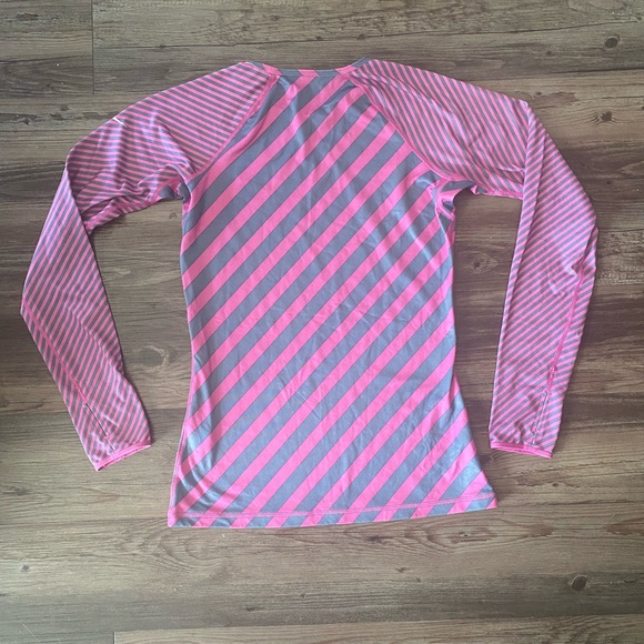 Nike Pro Pink Gray Striped Long Sleeve Dri-Fit Crew Neck Athletic Top Medium M - Picture 5 of 8